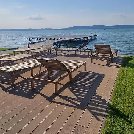 Apartment Platan Garden With Lakeview Balatonboglár
